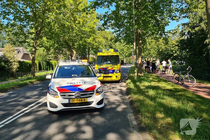 Omstanders redden man onder invloed uit water
