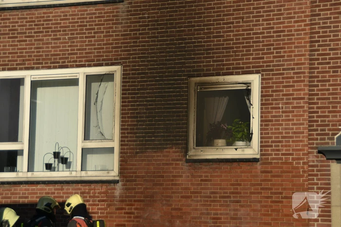 Appartementen beschadigd door scooterbrand