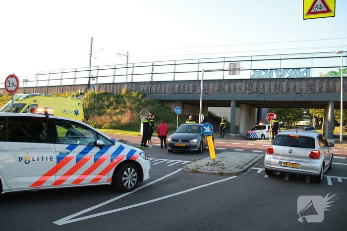 Overstekende fietser aangereden door automobiliste