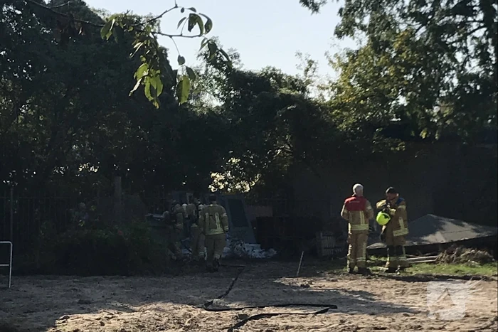 Brand in berg afval