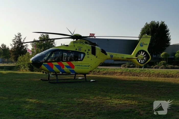 Motorrijder zwaargewond na aanrijding met auto