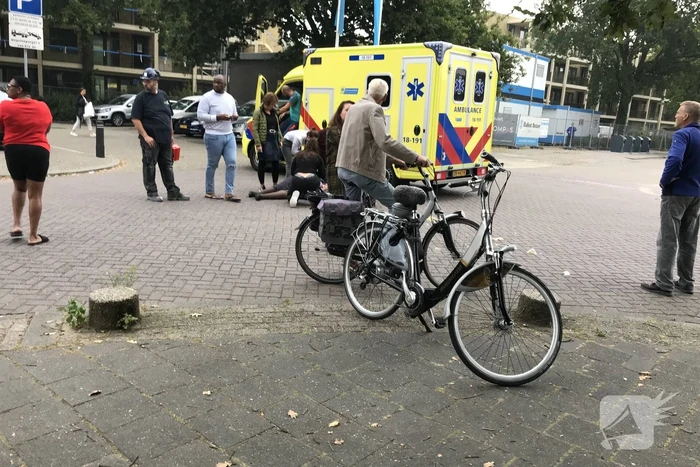 Fietser gewond na aanrijding met auto