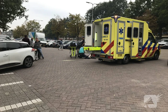 Fietser gewond na aanrijding met auto
