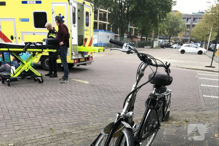 Fietser gewond na aanrijding met auto
