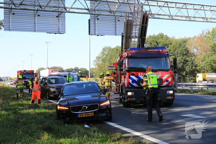 Houden agenten zich wel aan de coronamaatregelen?