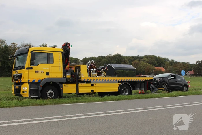 Motorrijder gewond bij aanrijding