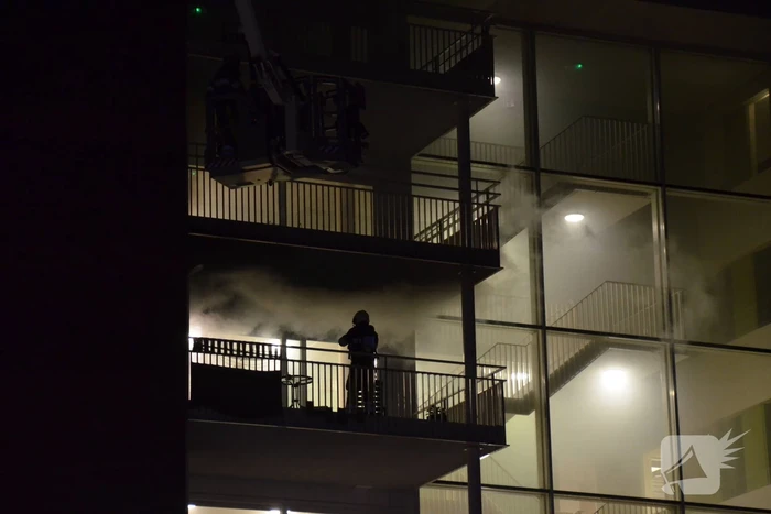 Appartementencomplex vol rook na grote brand