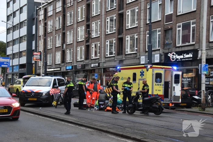 Scooterrijder zwaargewond na val