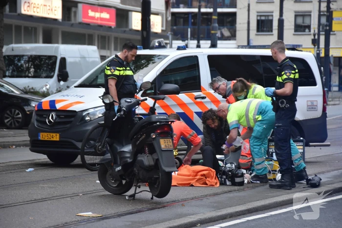 Scooterrijder zwaargewond na val