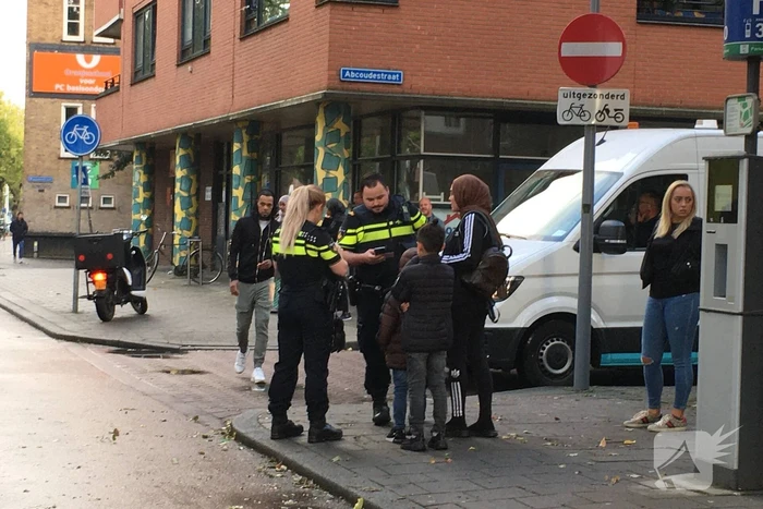 Scooterrijder gewond bij aanrijding met auto