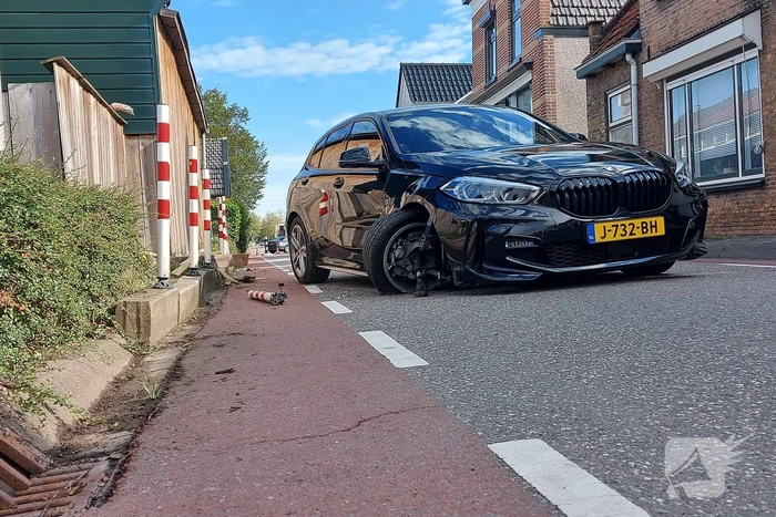 Auto crasht op schuur