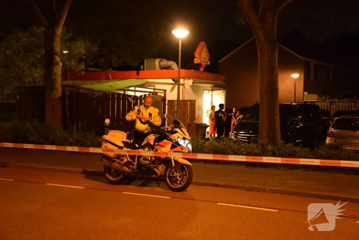 Politie zoekt met man en macht naar overvallers van snackbar