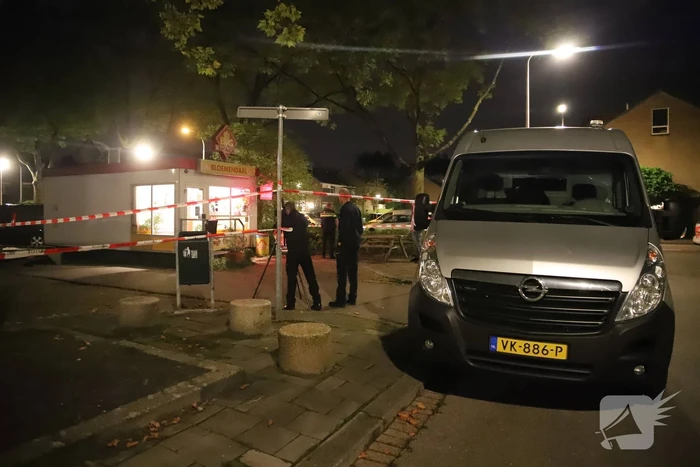 Politie zoekt met man en macht naar overvallers van snackbar