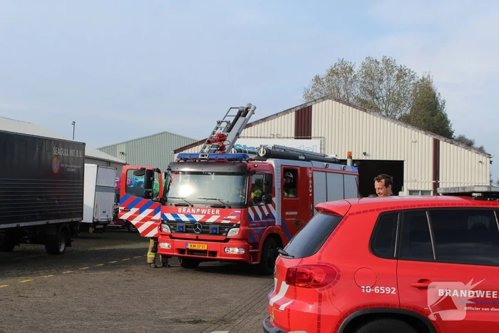 Brand in loods van Staalhandel snel onder controle