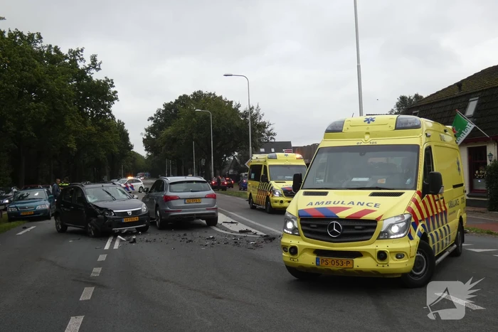 Meerdere gewonden bij aanrijding