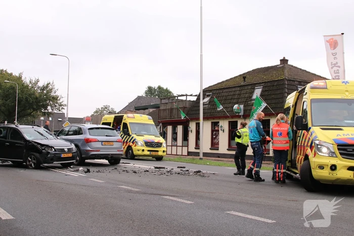 Meerdere gewonden bij aanrijding