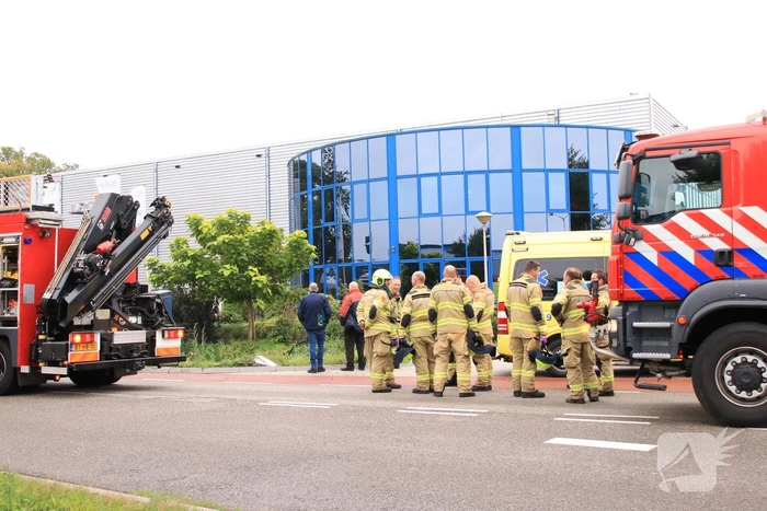 Auto belandt in sloot
