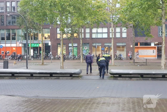 Persoon met verward gedrag van station gehaald