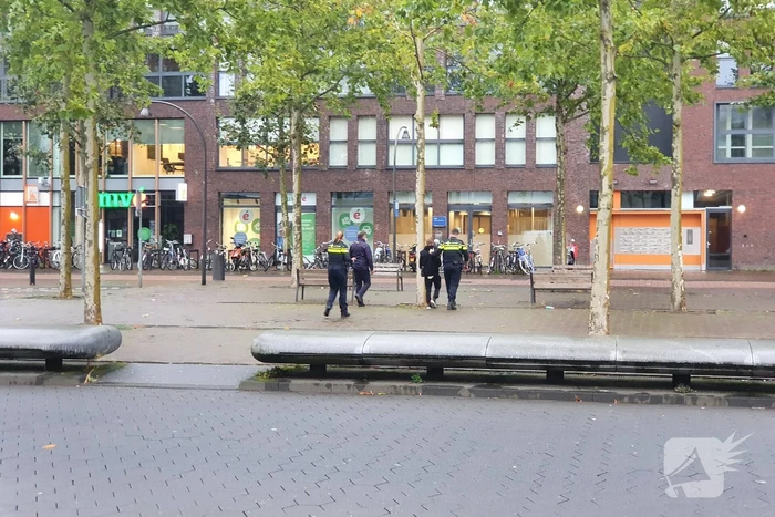 Persoon met verward gedrag van station gehaald