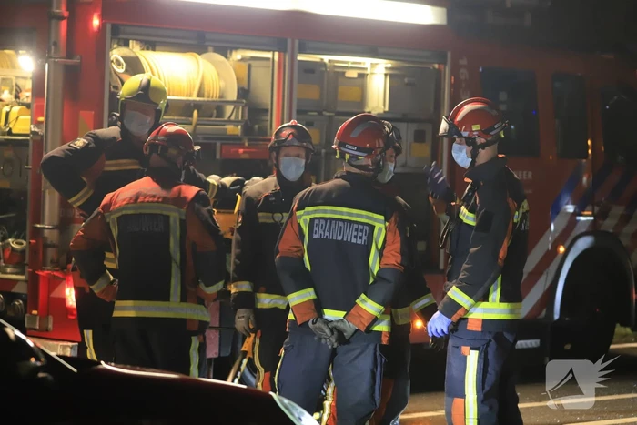 Persoon overleden bij zwaar ongeval tussen meerdere voertuigen