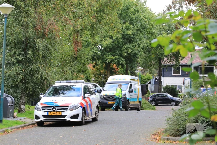 Politie ramt deur in en vindt overleden persoon