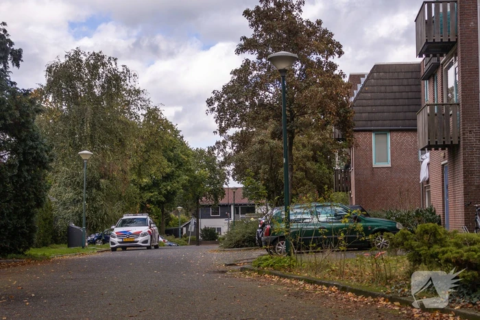 Politie ramt deur in en vindt overleden persoon