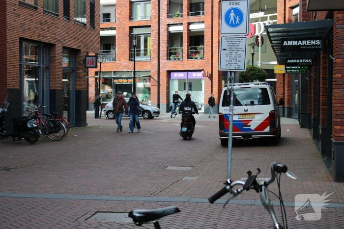 Brandweer blust brand in gebouw ICare