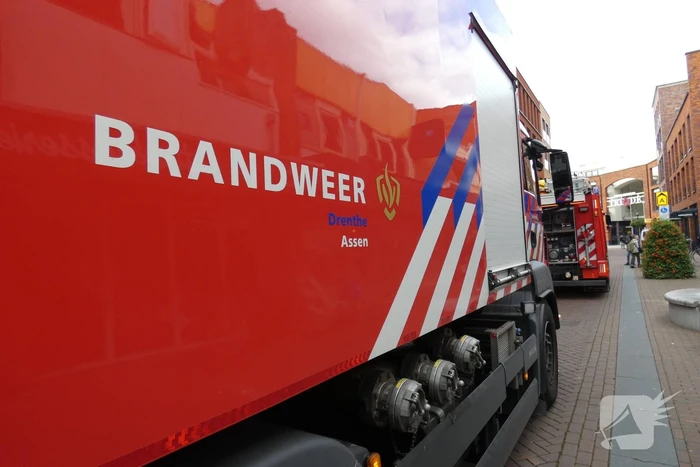 Brandweer blust brand in gebouw ICare