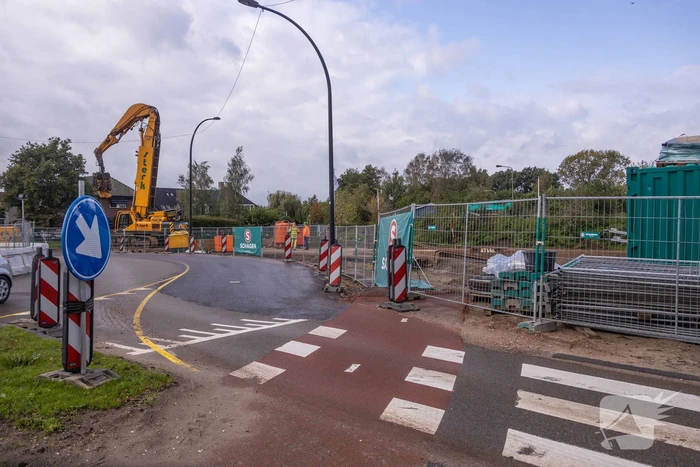Leidingen geraakt bij aanleg nieuwe fietstunnel Vathorst