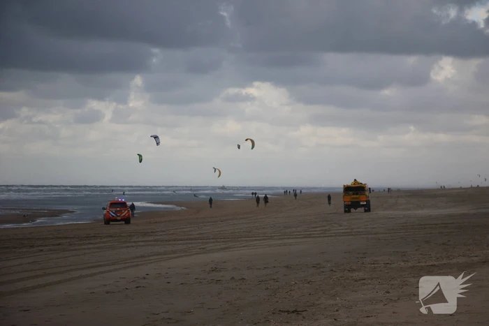 Grote zoekactie langs kust naar vermiste persoon in zee
