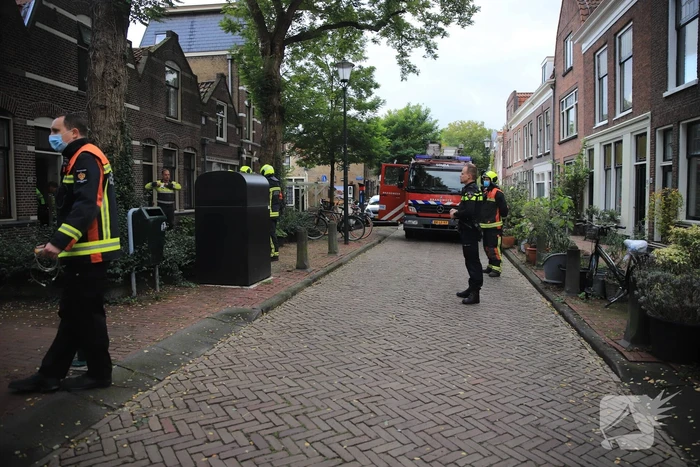 Klusser doorboort gasleiding in woning