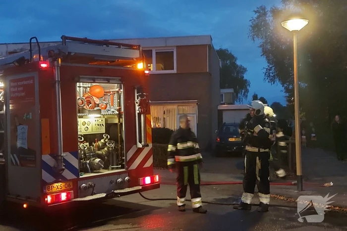 Brand in bestelbus snel geblust