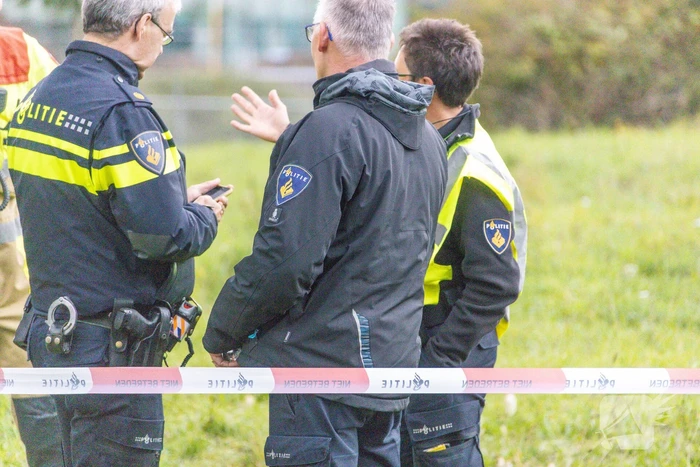 Mogelijk explosief aangetroffen onder viaduct