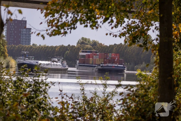 Mogelijk explosief aangetroffen onder viaduct