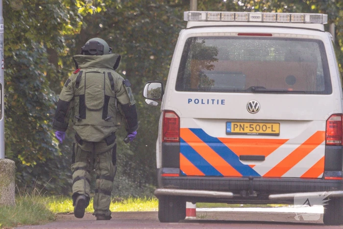 Mogelijk explosief aangetroffen onder viaduct