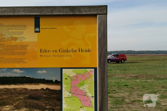Brandweer en Landmacht oefenen boven Ginkelse Heide
