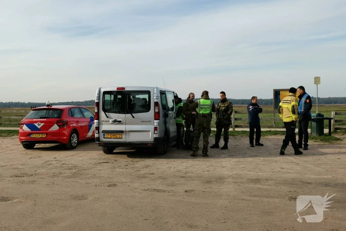 Brandweer en Landmacht oefenen boven Ginkelse Heide