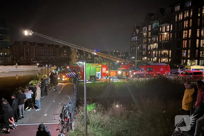 Twee boten in aanvaring met elkaar, meerdere personen gewond