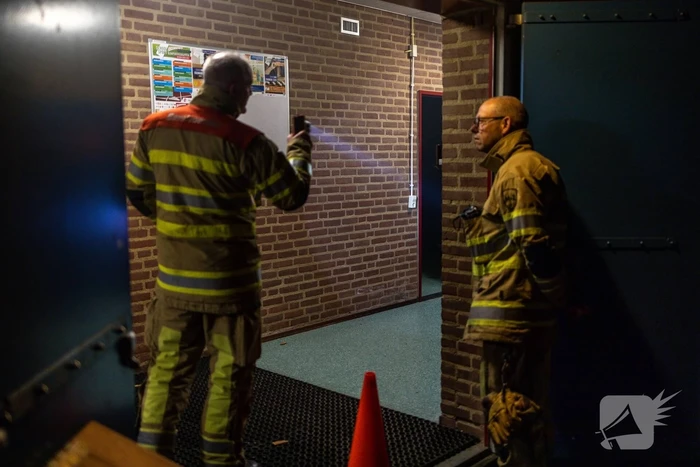 Toegangsdeur opgeblazen van sporthal