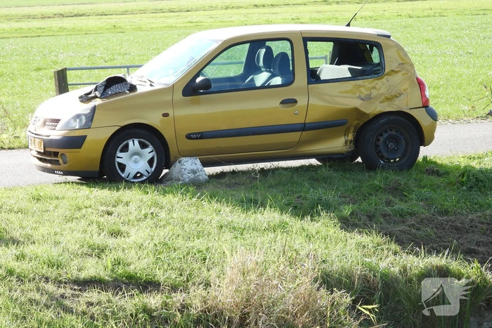 Motorrijder gewond na botsing met auto op kruising