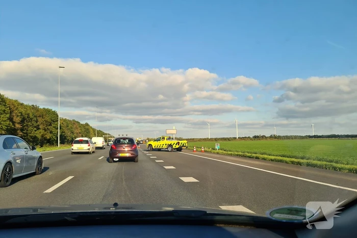 Ongeval tussen twee voertuigen op snelweg