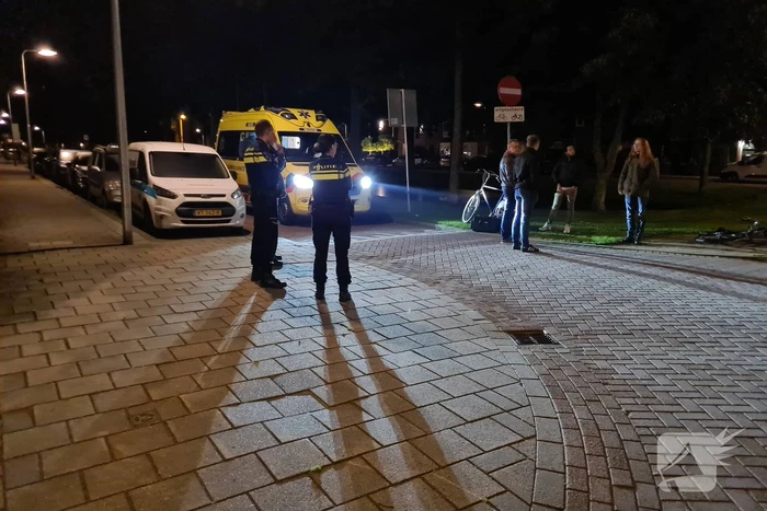 Fietser remt en slaat over de kop