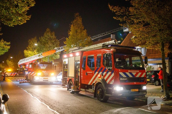 Brand in schoorsteen van woning