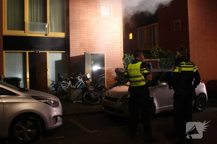 Veel rook bij brand in woning