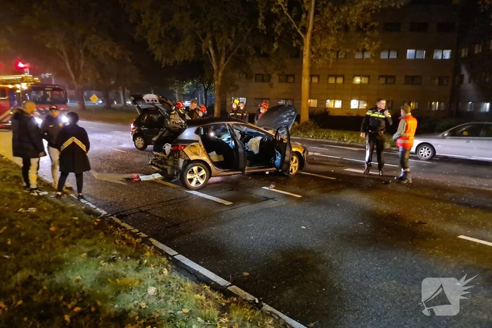 Ravage na botsing met meerdere personenauto's