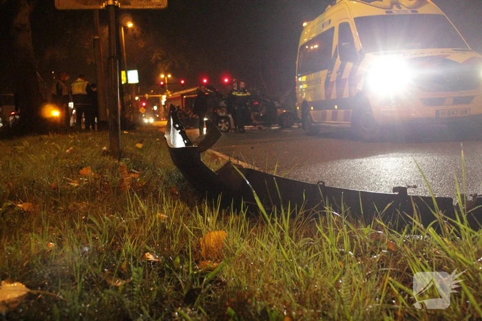 Ravage na botsing met meerdere personenauto's