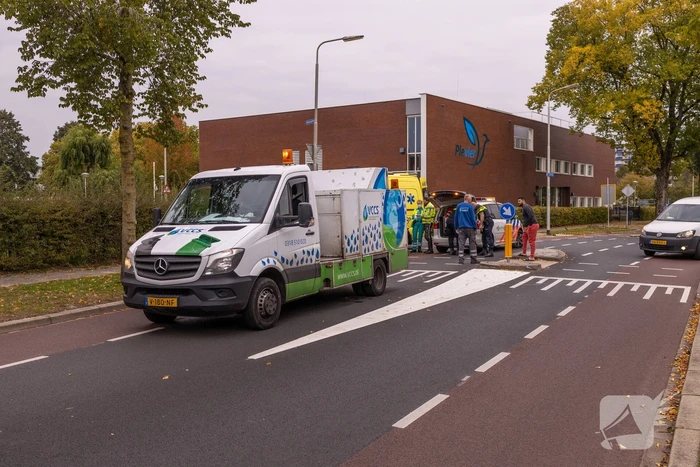 Fietser gewond door aanrijding met containerreiniger