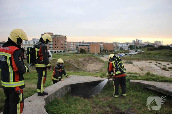 Brand in de duinen snel onder controle