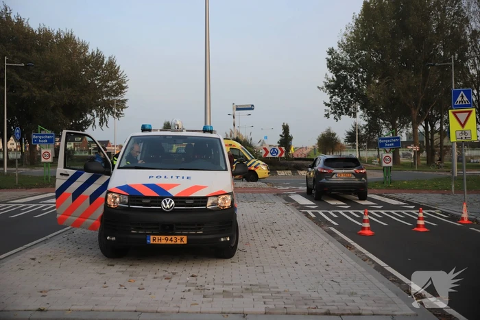 Fietser gewond na botsing met auto