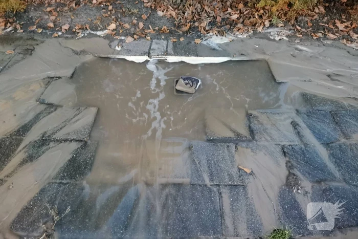 Waterballet na gesprongen leiding